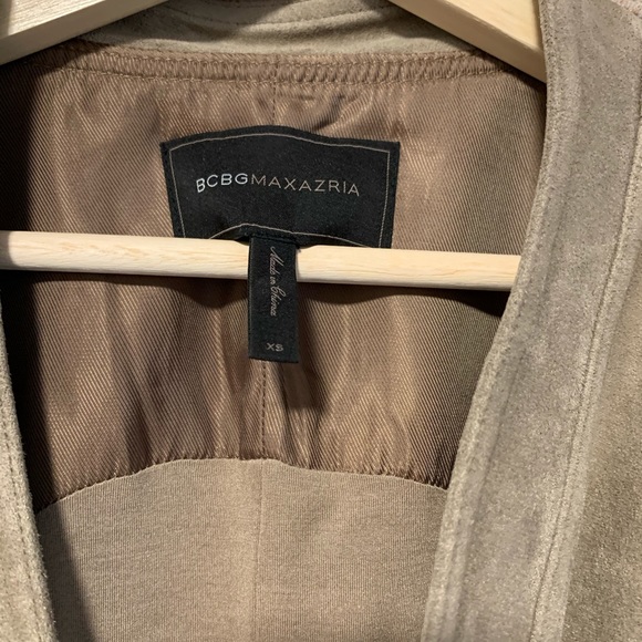 BCBGMaxAzria tan crop jacket - Picture 3 of 5